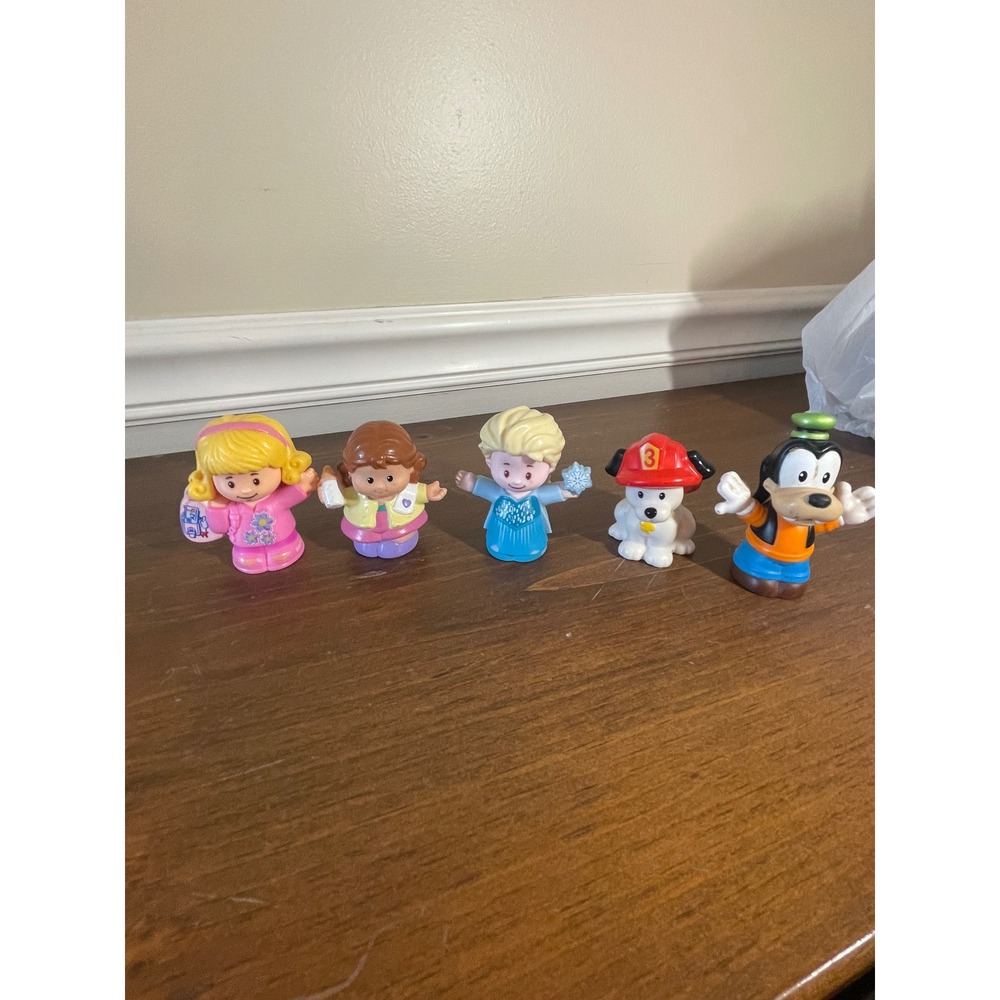 Fisher-Price Little People Lot of 5 Disney Goofy Elsa Frozen Fire Dog Figures
